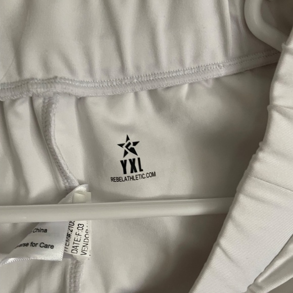 White Cheer Practice wear - Picture 3 of 4